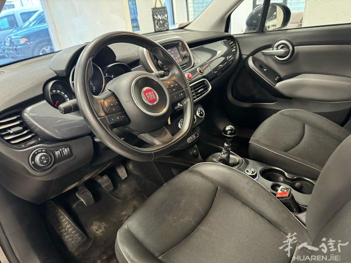 车型 Fiat 500 X 年份 2016 公里数180.000 价格8990
