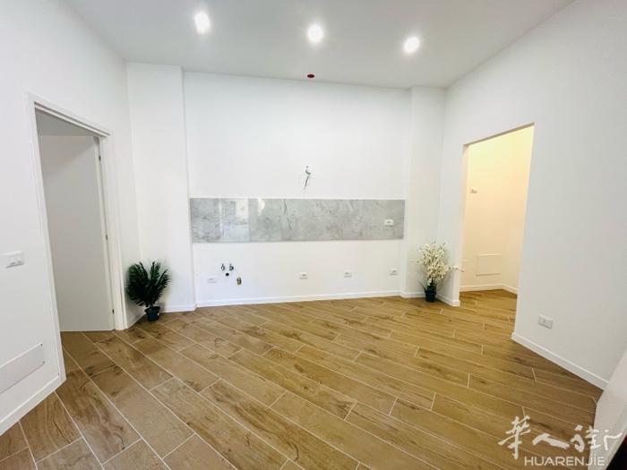 好房推荐！黄线地铁Comasina 900米Bruzzano区有约70平方两室一