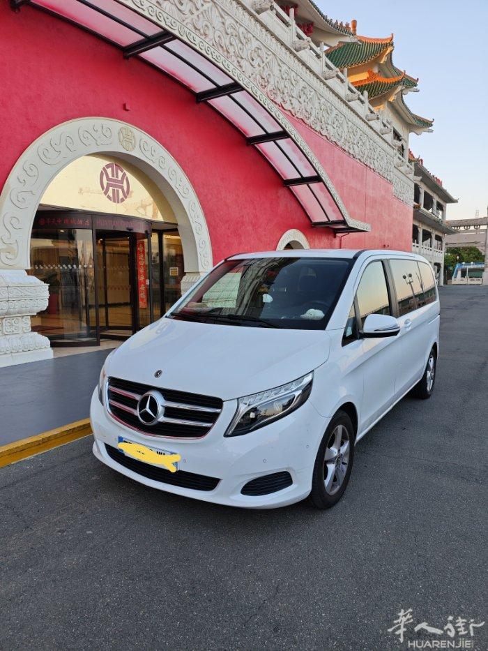 大小巴黎5座9座提供机场接送旅游包车
