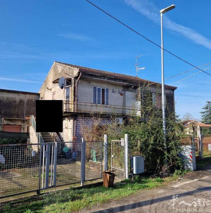 【拍卖房】Ceneselli, Rovigo 出售公寓