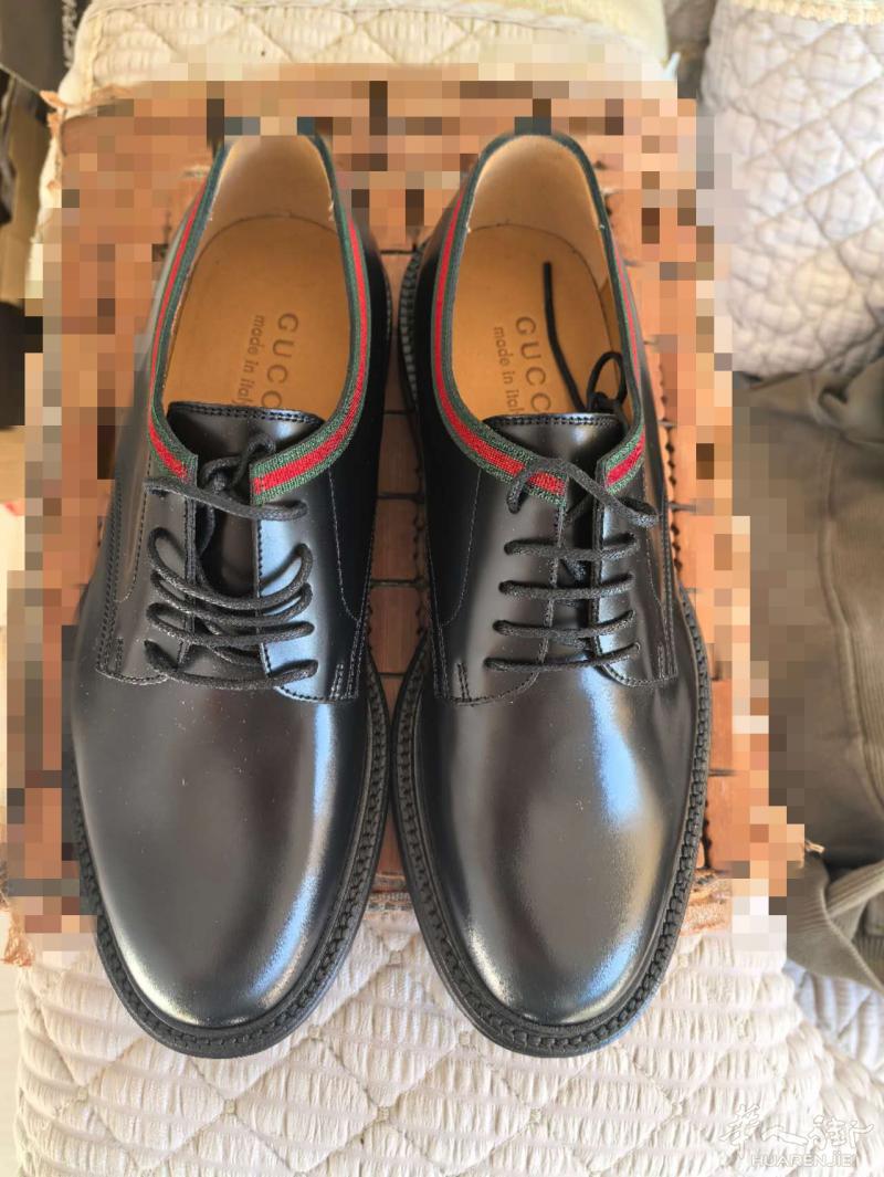 出售一双CUCCI.皮鞋。号码6.（41号）原价7