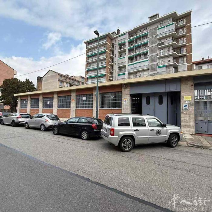 🏘️ 都灵PIAZZA MASSAUA 老外车房商业店铺出售也出租 600平方