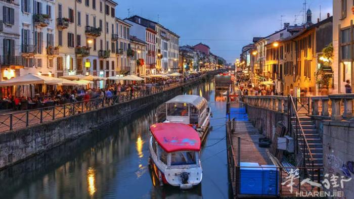 米兰 Naviglio Grande （运河热闹区），位置佳，人口流量多， 出售
