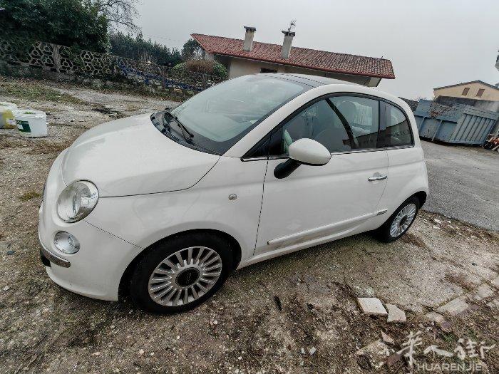 出售一辆新手车 2012年的 fiat 500 benzina 自动挡 trev