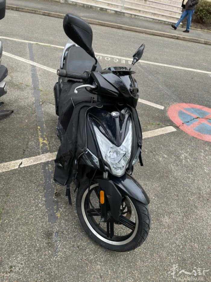 KYMCO50动力巳經調過可以開到65。￼公里數已經開到20,000了。价格13