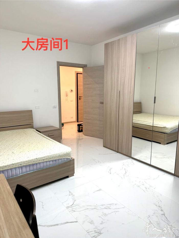 威尼斯mestre 全新装修房间出租❗️ 两个大房间，一个中房间，一个小房间。