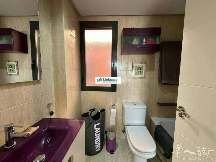 🏠136平米小区房，3室2卫，带车位、储藏间，所有房间全朝南， 光线好， 仅售