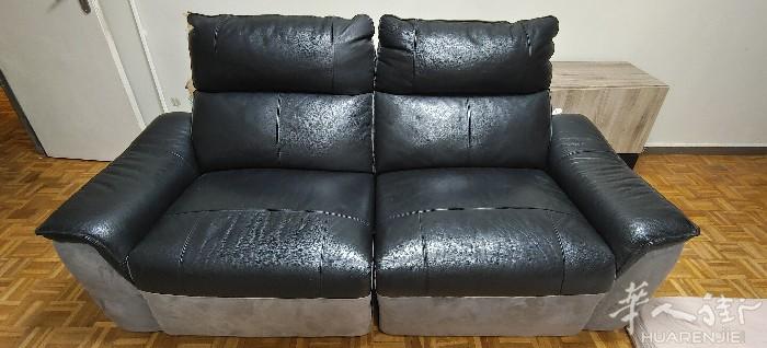 电动纯皮沙发，两个180欧，créteil 自取，有意者联系电话06298028