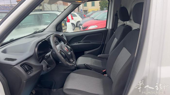 Fiat doblo 1.3  柴油 年份2017 公里数181000  价格8