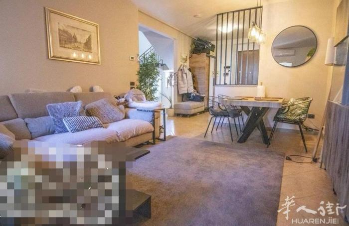 Villa fiorita区分联排别墅出售三室两厅三卫2009年全部翻新售价43
