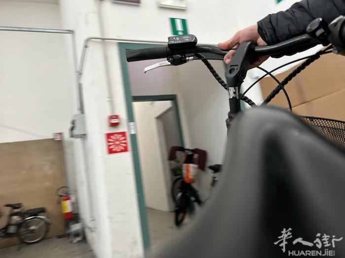 36v13安半自动电瓶车出售，能跑25公里左右