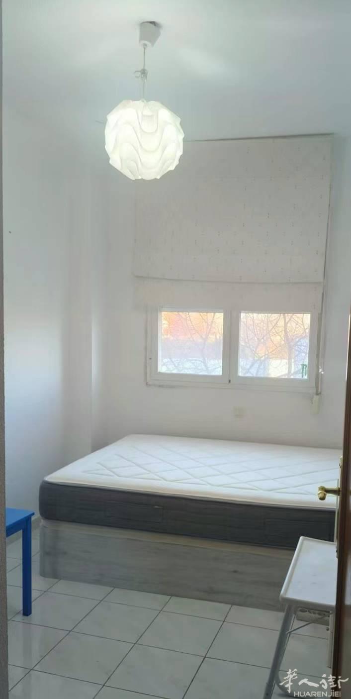 Valdemoro2室1厅1卫1厨＋阳