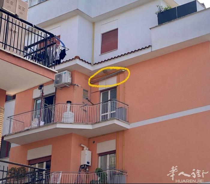 鹤哥 求助  自己买的房子，装了个烟囱管子，condominio 以破坏美观为由