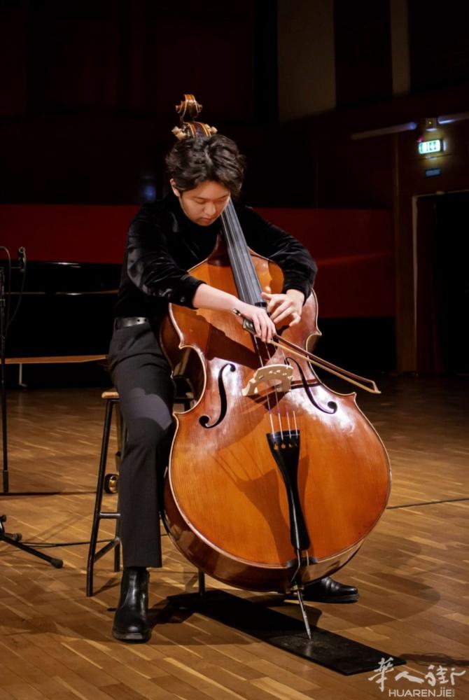 低音提琴一对一私教+陪练线上线下！ 本人在布达佩斯Szent Istvá