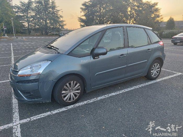 巴黎便宜出租车，20欧元起，专业机场接送，小型搬家，热情服务，联系电话,0661
