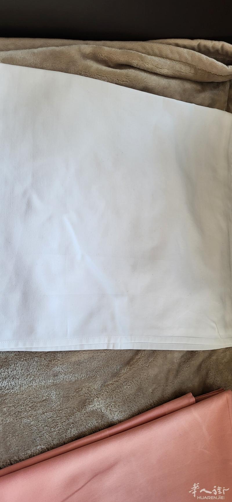 出售二手台布白色80cm ×80cm   170c