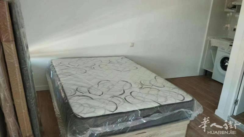 Getafe卡三旁边 单身公寓550，除电全包