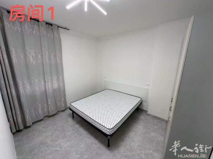 【四室一厅3卫】绿线Caiazzo地铁口步行2分钟，红绿线地铁口Loreto步行
