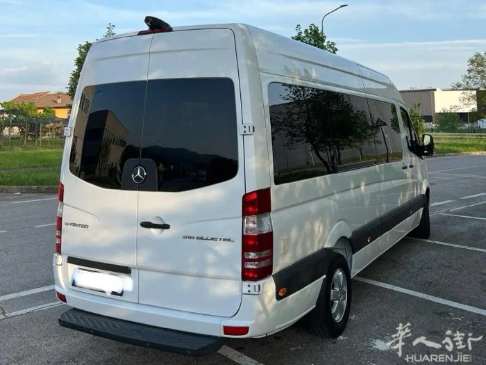 2016款斯宾特高配版9座欧六客运车，空间超大，带发动机预热系统，顶置空调，车载