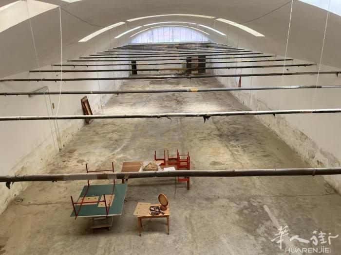住家连工厂出售MONTEMURLO/OSTE 住家140平方工厂550平方，价格