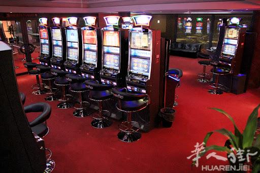 SLOT VLT VENDITA A GENOVA