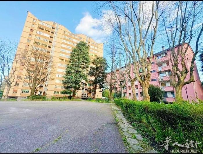 降价出售Comasina区域19.9万欧两室一厅