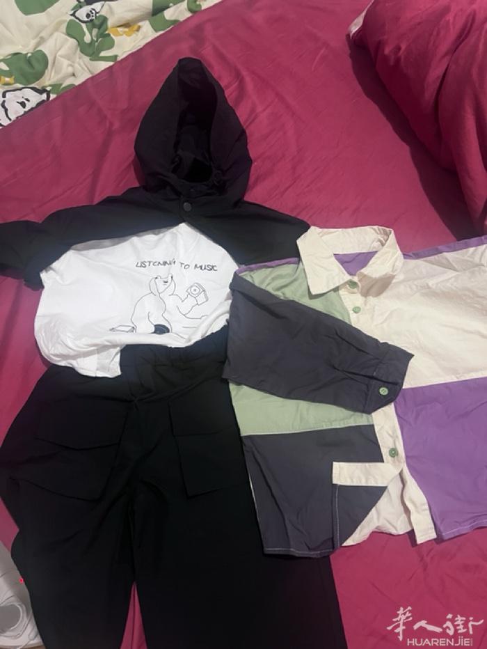 全新130，只有买过来洗了一次，还没穿过。套装加衬衫