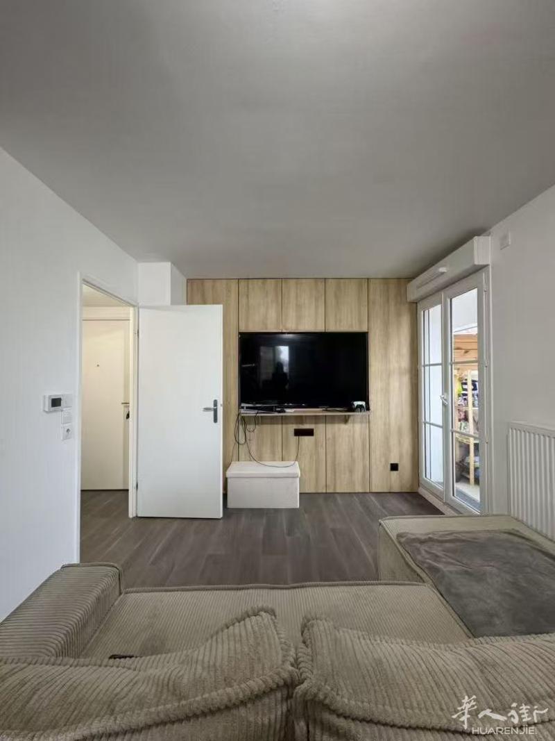 大巴黎93省AUBERVILLIERS二手好价公寓两房一厅73.06M²220 000💶