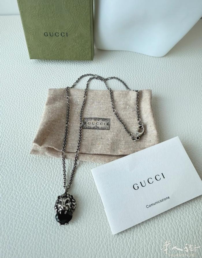 Gucci 狮头黑宝石项链 实物照 全新 套装盒子证都有  米兰可面交  快递可