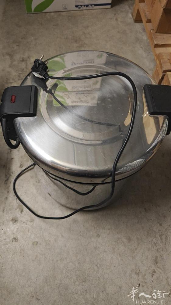 出售凳子，灯罩，桌面，保温锅