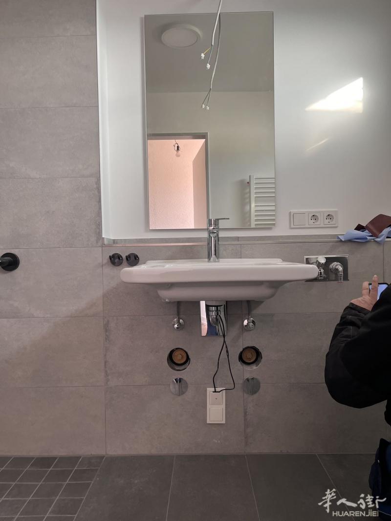 多特蒙德附近 水暖工
暖气维修 热水器维修  热水