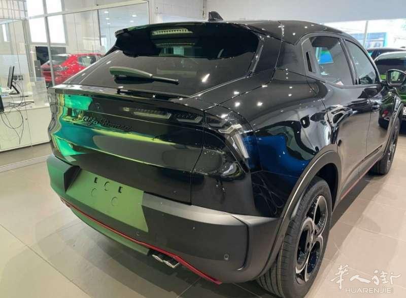 https://att.huarenjie.com/attachment/information/20250402/1743531555441912.jpg