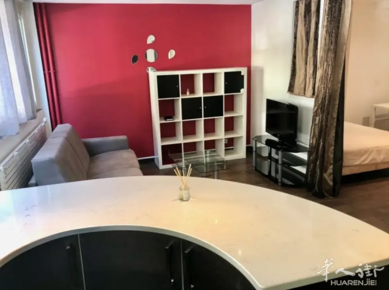 https://att.huarenjie.com/attachment/information/20250402/1743595642350259.png