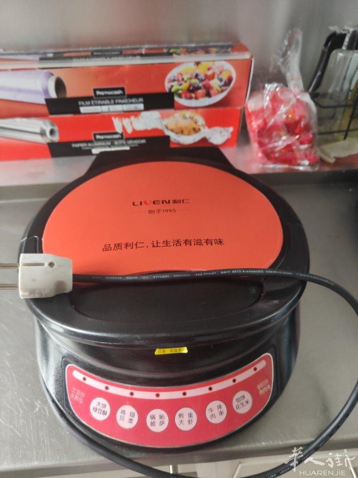 家用电饼档，很新，中国品牌，法国插头，有需要的联系