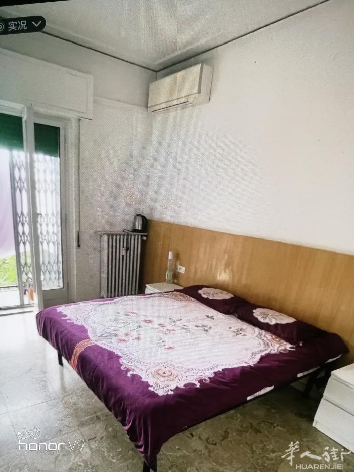 香满楼附近独立大房间临时搭铺，宾馆装修，旅馆价格，环境好，卫生干净，欢迎光临