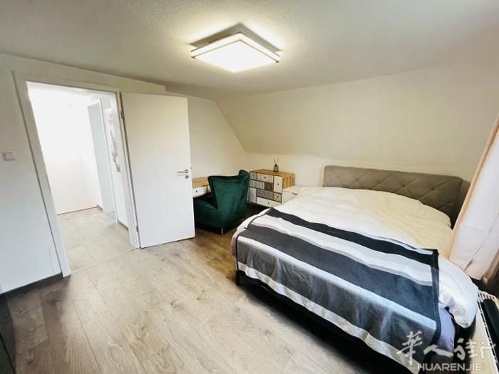 在北威州 在杜塞 roermond aachen中间的城市。 除本生的haus以