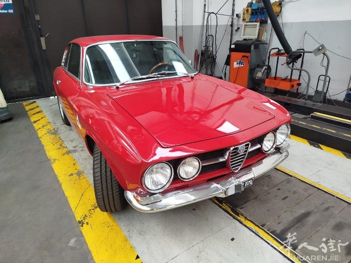 意大利alfa ，全部原厂，alfa romeo 1750车型 ，1969 年的