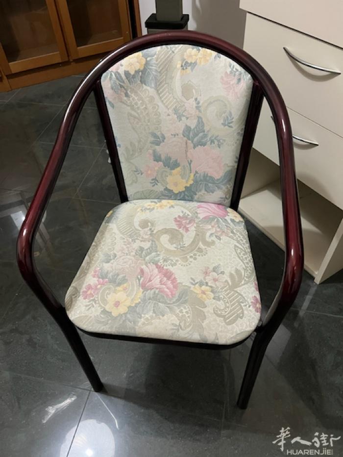 凳子三张150