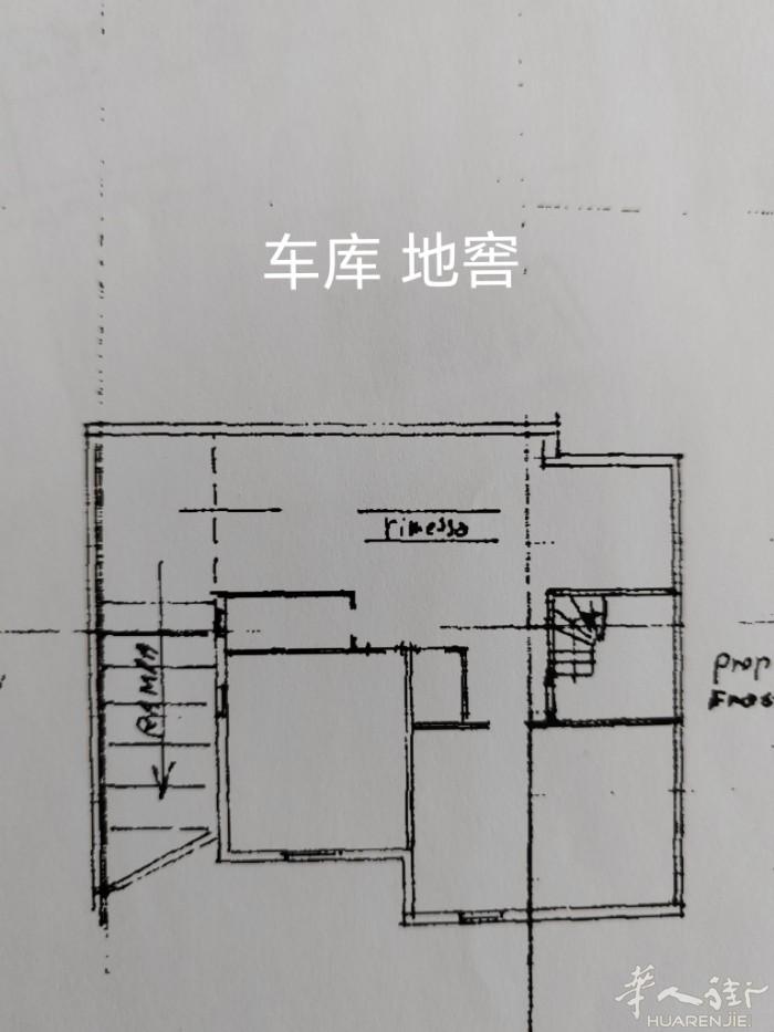 出售San Paolo地区近星期五卖散 落地房三面空房子状态很好，环境舒适安静，