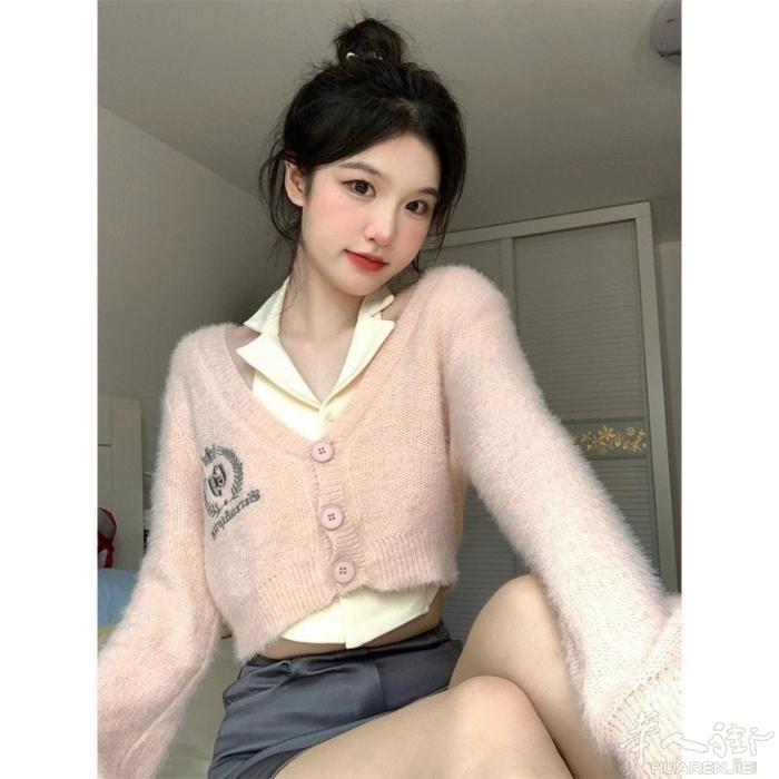 清仓大甩卖，全场20/30欧(仅图8背心5欧)，有需要者可wx联系，普拉托可面交