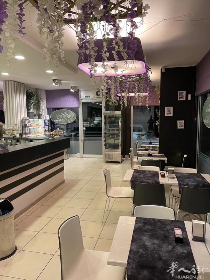 Stezzano，Bergamo 出售酒吧  私人电话☎️：Salvatore，