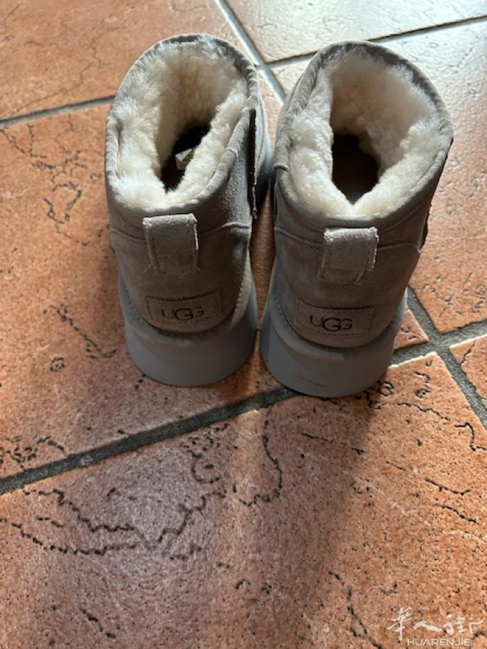 全新ugg棉鞋，女，39码，中国街自取
