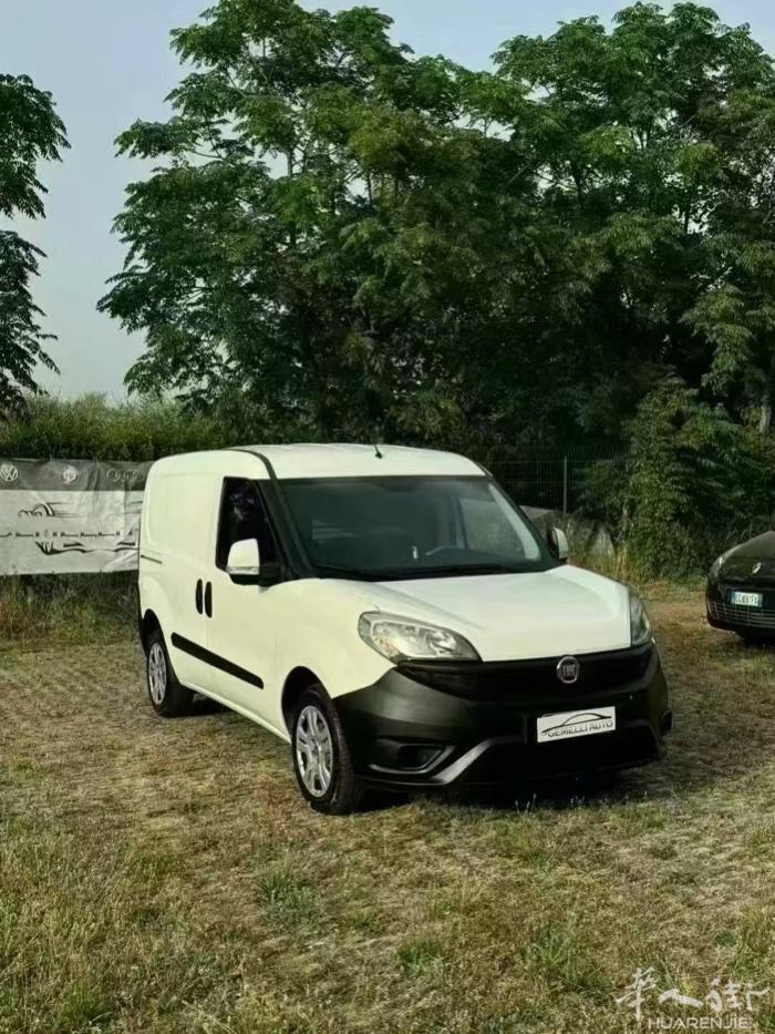 出售 Furgone Fiat Dobló - anno 2018 - km 1