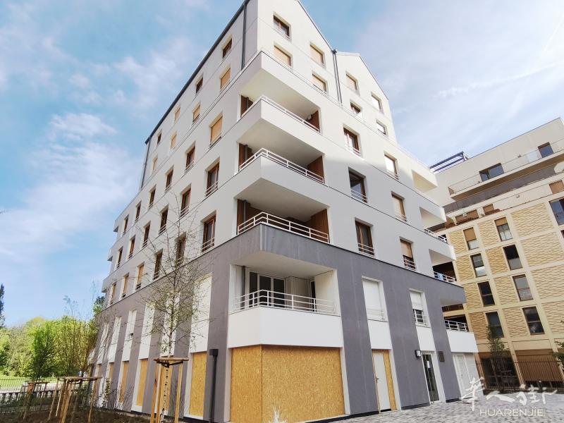 BOBIGNY Rue de Paris全新公寓两室一厅66平方 出租 1300欧