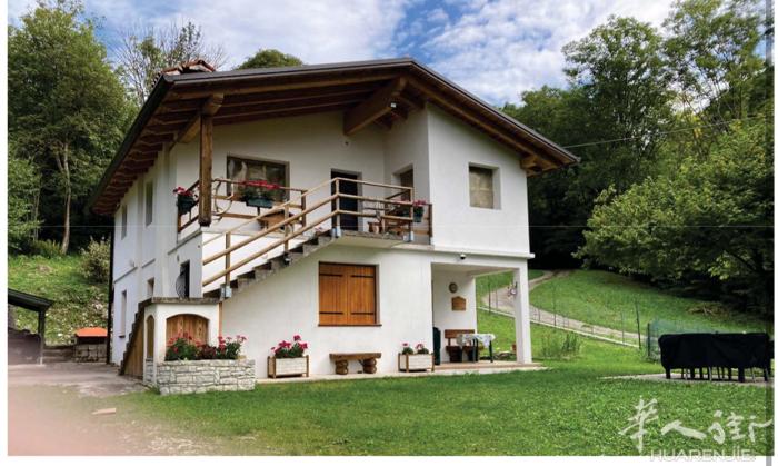 【拍卖房】Segusino, Treviso 出售双拼住宅 	•	3 室 1 厅