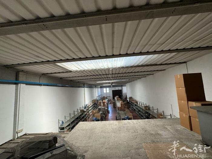 Forlì 租工厂一号工业区 500平方米➕楼上办公室（可当住家） 有需联系 3