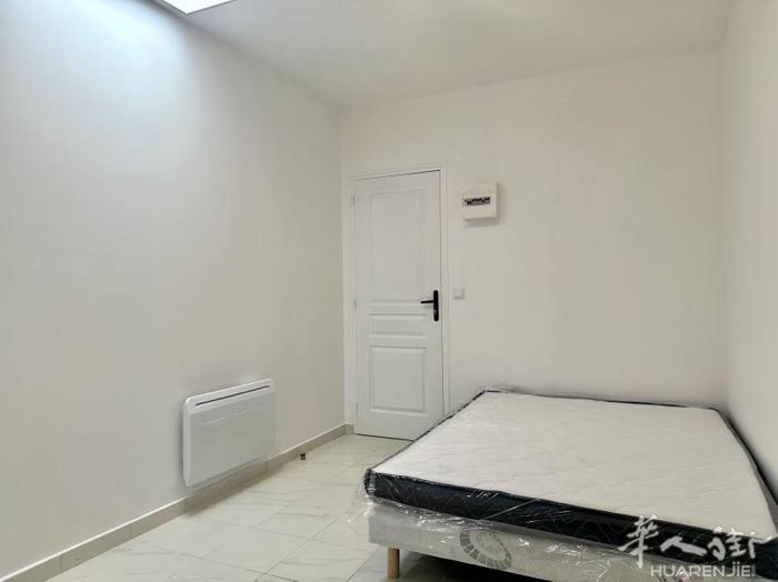 94省,Villejuif(94800) (ID:205461) 12平的 Studio