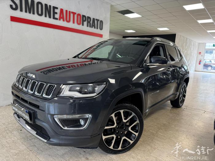 吉普指南者 2.0 柴油 4x4 限量版  2018年 8万公里 混合皮革内饰