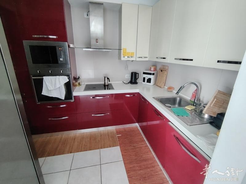 https://att.huarenjie.com/attachment/information/20250423/1745338763545125.jpg