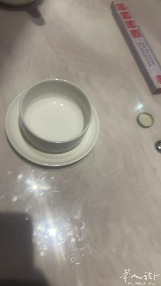￼全新和二手的厨房设备低价出售